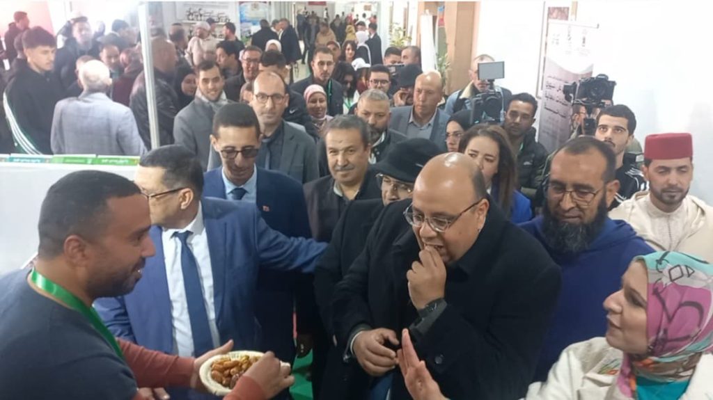 Taza .. The agricultural chamber organizes the eighth regional exhibition of products in the field