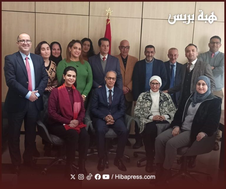 Tears of joy and sadness ... The community deposits the Moroccan consul general in Rome