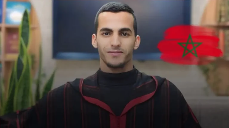 The Moroccan reader, Nabil al -kharazi, is first crowned in an international competition for the Holy Quran in Qatar