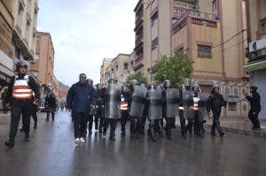 Zayo .. Riot Events arrested 21 supporters of the Nahdet Berkane Club for Al -utsal (photos) 15 Zayo .. Riot Events arrested 21 supporters of the Nahdet Berkane Club for Al -utsal (photos)