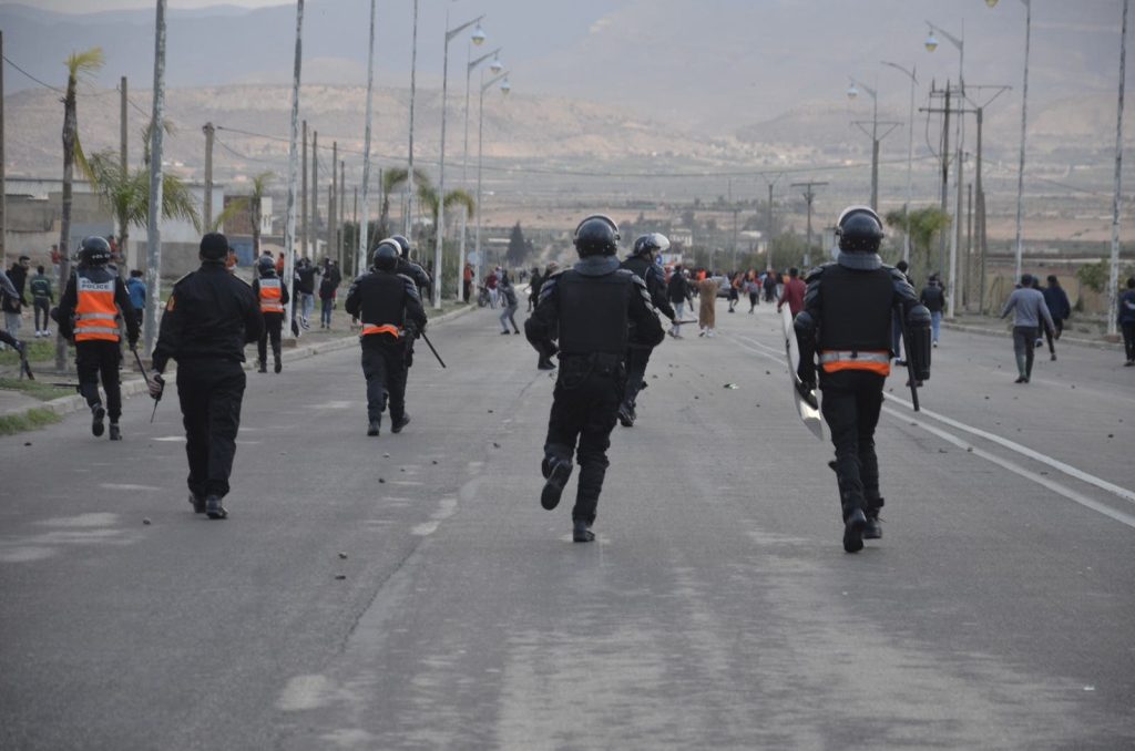 Zayo .. Riot Events arrested 21 supporters of the Nahdet Berkane Club for Al -utsal (photos)