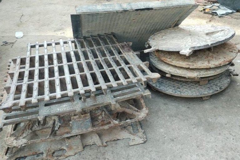 A thief flying the sewers and threatening the security of citizens (video)