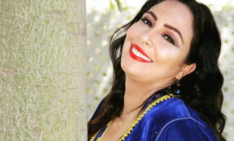 Hanan Al -Ibrahimi turns off his birthday candles with a touching message