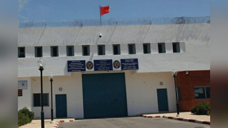 In a protest stage, we cut Silwan's prison in Nador, sacrificing his health