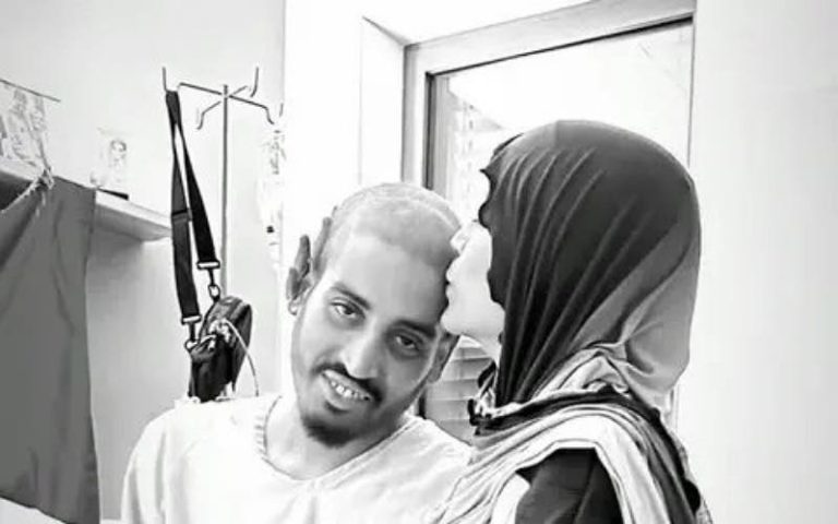 Khadija al -Siddiqi reassures her disciples after the death of her husband: "Men in God are great"