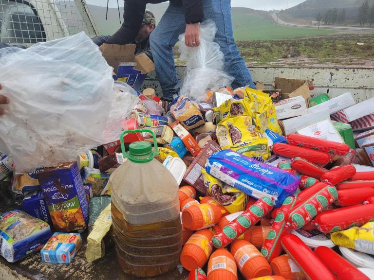 Khamisat .. Adjust commercial violations and destroy 991 tonnes of corrupt materials during Ramadan