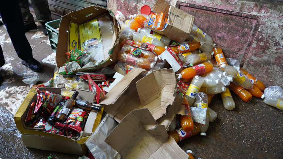 Marrakech .. Reservation of corrupt food in a sales store
