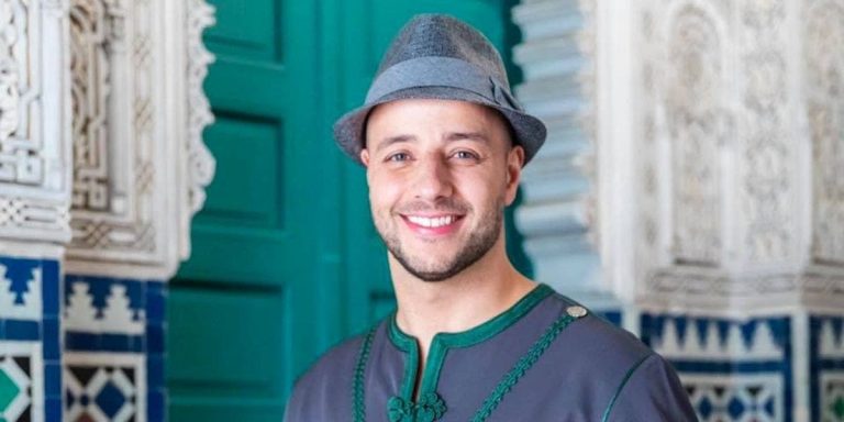 Moroccan tea kidnaps the admiration of artist Maher Zain: “Not just a drink!