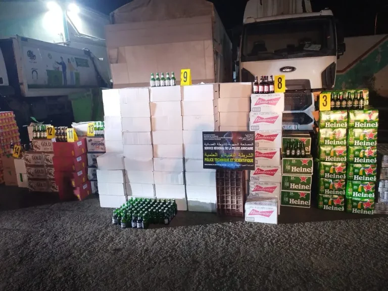Seizure of more than 18,000 bottles of alcohol in a secret store in Nador