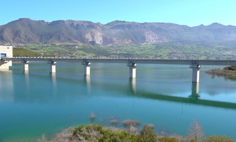 Strong rains increase the level of the Sharif Al -IDrisi dam in Tetouan to its maximum capacity