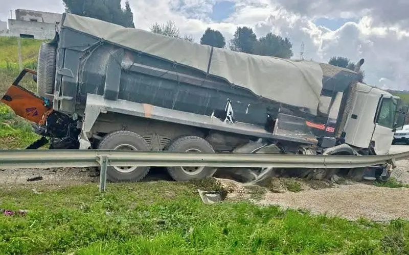 Urgent: drivers were killed in a collision between two trucks on Tangier -Tetouan Road