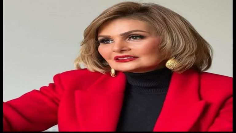 Yousra shines at the "Summit of the voice of Sgypt" for the year 2025