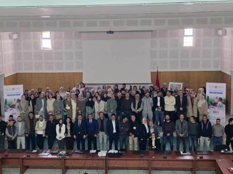 Al Hoceima… A sensitive meeting to stimulate awareness of the importance of following the pregnancy and the health of the mother