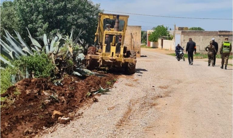 Fez .. ain al -haqaf group supervises the preparation of road trails to break the isolation of circles