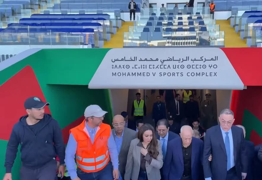 Geagea visit "Donor" and look at the small and the large before the opening of the boat