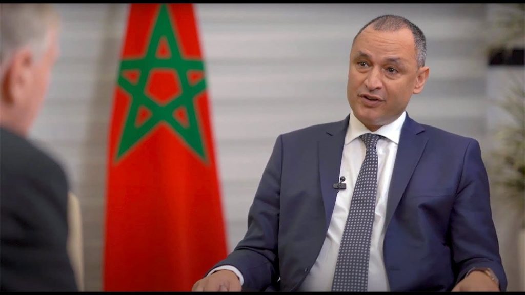 In confirmation of the article by Heba Press. The Minister of Commerce declares: "dates presented in an Algerian coral"