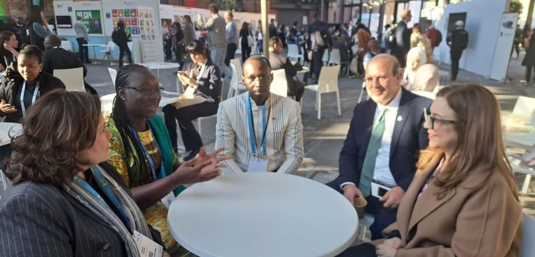International conference on disability: meeting of Minister Naïma Ibn Yahya, Mr. Abdeljabbar Rachidi and Ms. Zohour Alaoui with the Minister of Humanitarian Action and National Solidarity of the Republic of Burkina Faso
