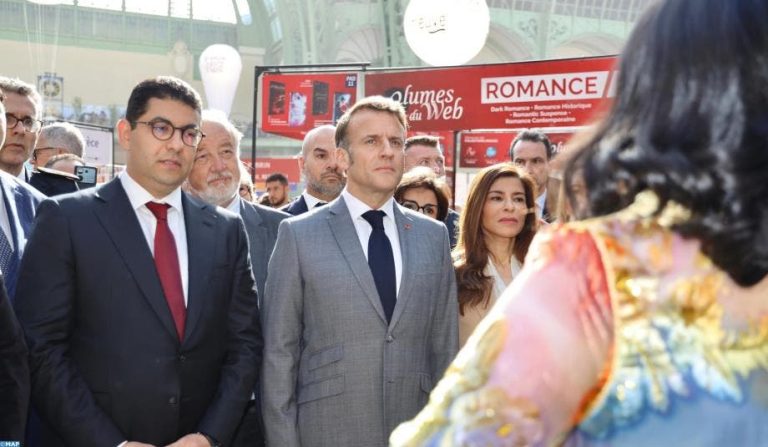 Macron visits the Moroccan wing at the Paris Book Festival and declares: “I am proud to welcome Morocco as a guest of honor. »»