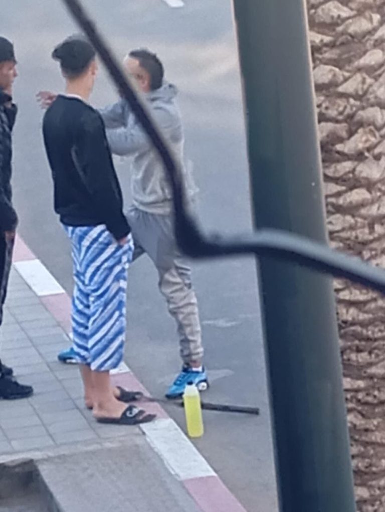 Marrakech .. a threat to death with "cut water" and the stabbing is a person to investigate