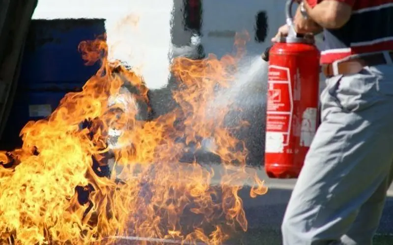 Martel .. a young man set fire to his body