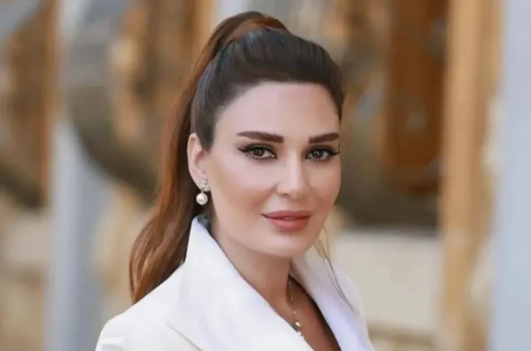 Sirine Abdel Nour lives in great moments of fear in a plane