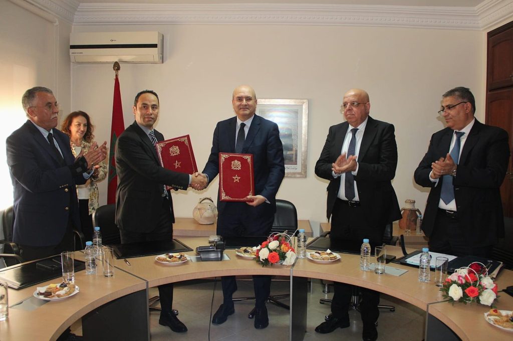 Tangier .. a partnership agreement between the Mohammed VI Foundation for social enterprises and North Refining Agency