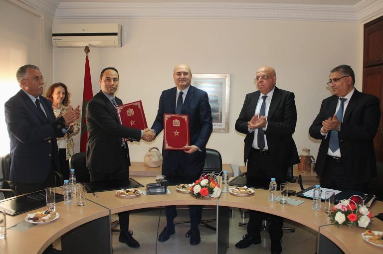 Tangier .. a partnership agreement between the Mohammed VI Foundation for social enterprises and North Refining Agency