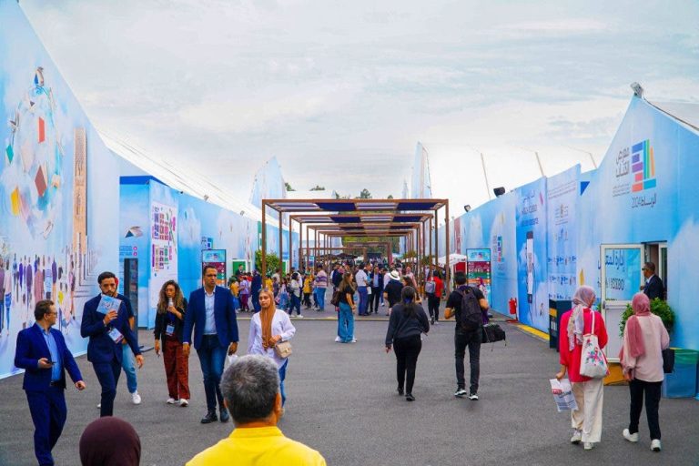 The 30th session of the International Publication and Book Exhibition. More than 700 exhibitors from 51 countries