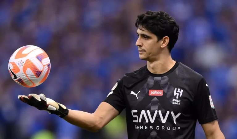 Yassine Bounou (Al Hilal): "Go as far as possible to the World Cup"