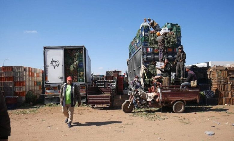 Inezgane .. The vegetable professionals on the wholesale market made a hit because of "casting"