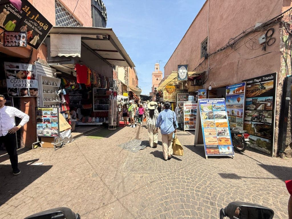 Images documenting chaos in the district of 