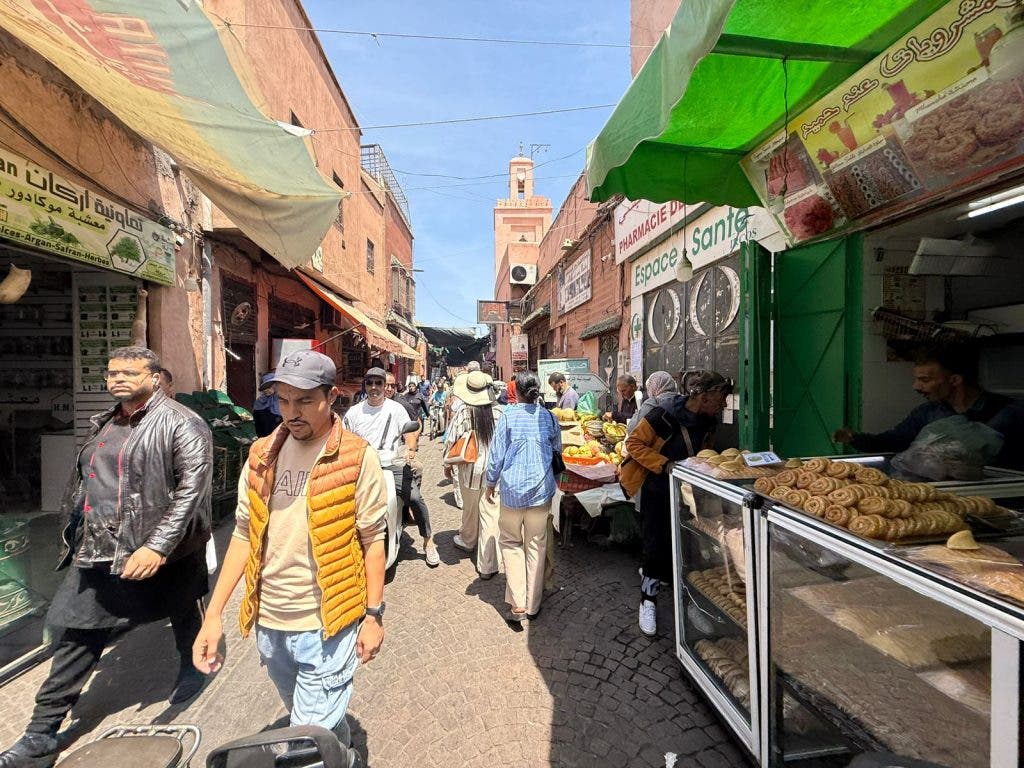 Images documenting chaos in the district of 