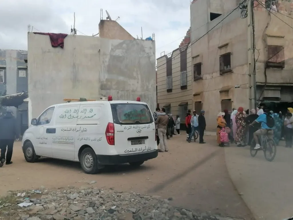 Khamisat .. The body of a young man was found in mysterious circumstances above the roof of a house in the Al-Rattah district (tire)