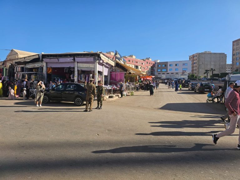 A firm fist in Meknes. The leader releases the Mabrouka market and returns the system to the public street