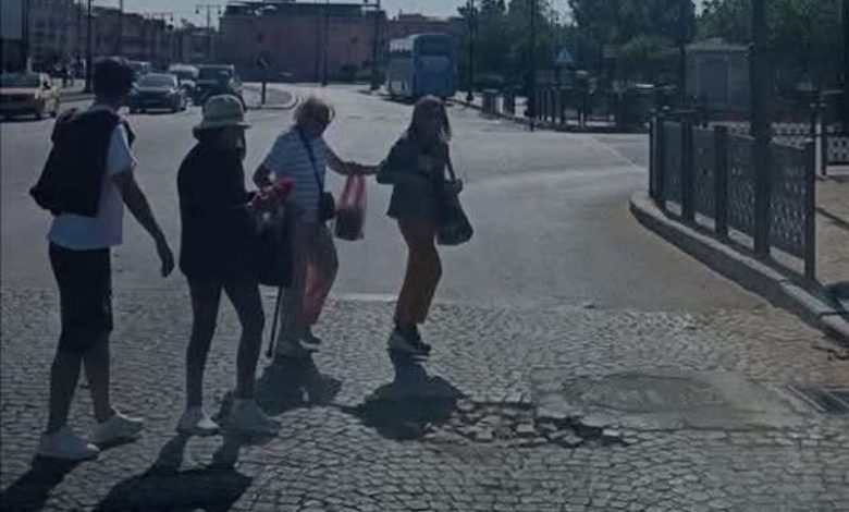 A hole in front of the famous Mamouni Hotel in Marrakech ignites social media