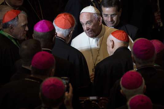 Après le deuil, les cardinaux du monde au Vatican pour élire un nouveau pape