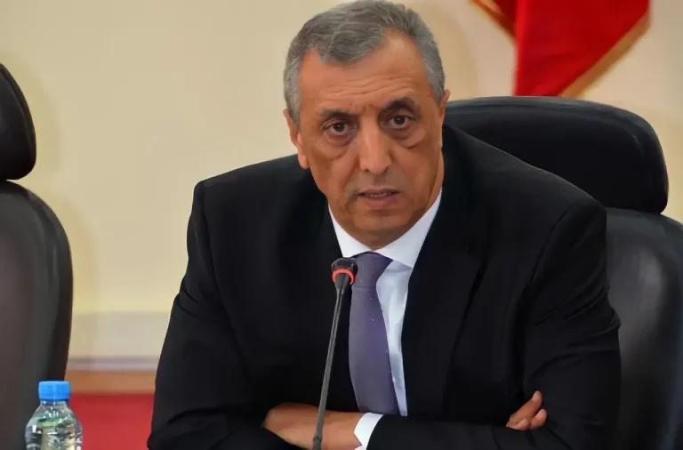 After the article by Heba Press. The governor of Marrakech is decided to close a nightclub that takes advantage of the national anthem to promote alcohol