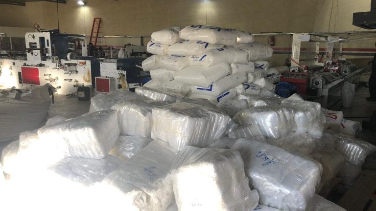 Children of Tayima .. Taroudant gendarmerie ravages a plastic factory prohibited and enters 20 tonnes