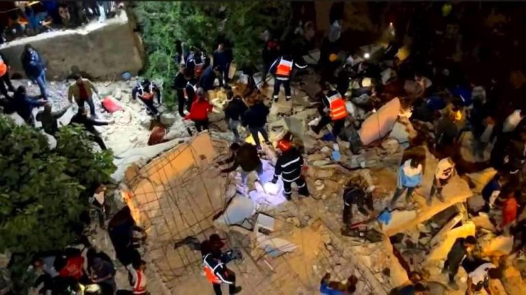 Fez Tragedy .. The rescue teams continue to search for victims under the rubble
