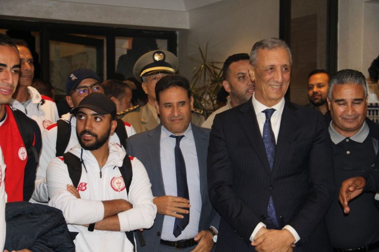 Governor Shoraq receives the Marrakech Planet team at Al-Manara airport after the ascent