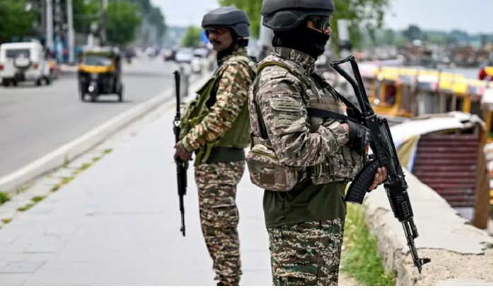L'Inde et le Pakistan s'accordent sur "un cessez-le-feu immédiat"