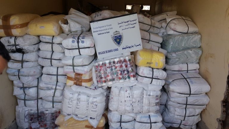 Nador Security frustrates a huge process of smuggling. 13 tonnes of prohibited plastic bags hidden in sound