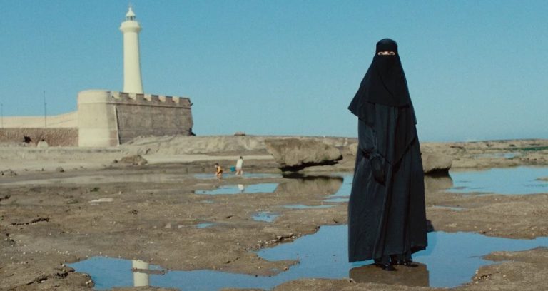Sana al -Alawi reinstalls Moroccan cinema in "Aisha"