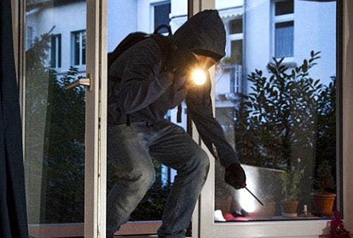 انفراد.. تنسيق امني يقود لتوقيف ملثمان اقتحموا ڤيلا بجماعة اولاد حسون ضواحي مراكش