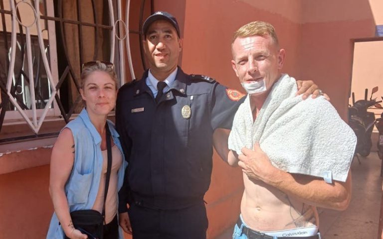 The British tourist is the victim of an attack renting a police officer from Marrakech Security