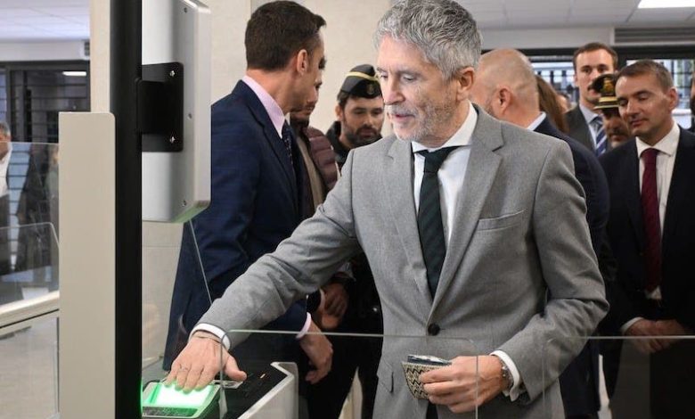The Spanish Minister for the Interior Storms occupied Melilla during a surprise visit to activate the smart border