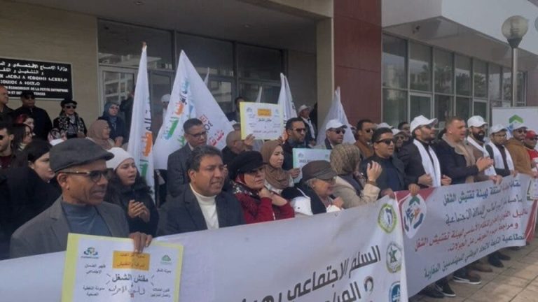 The "The Deager" compensation pushes employment inspectors to protest against the ministry of Skuri
