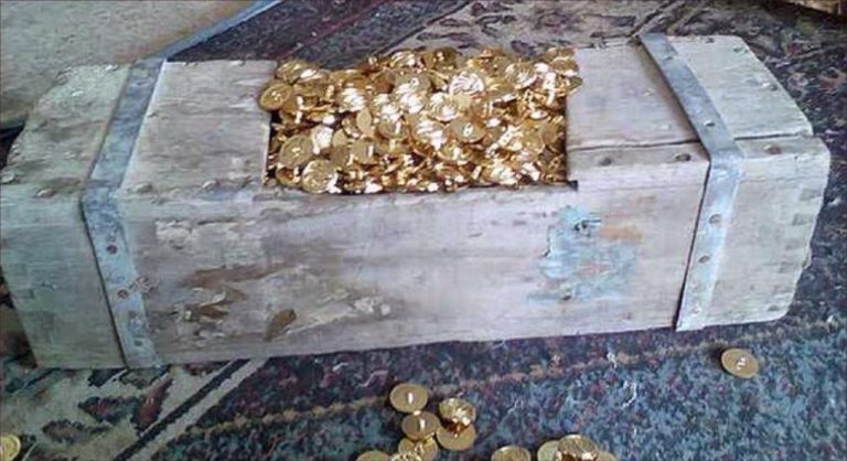 The arrest of 3 people who tried to extract a treasure from the interior of Riad in Marrakech