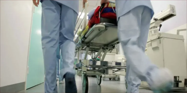 The death of a young woman in a special clinic in Ain Al -Shqa, exploding with anger, in the midst of accusations of medical negligence (video)