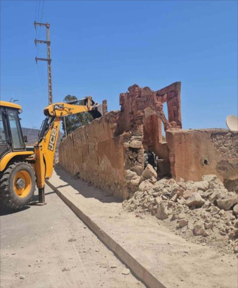 The demolition of the historic Azgangan barracks ignites Nador's anger. Will the memory of the campaign be erased?